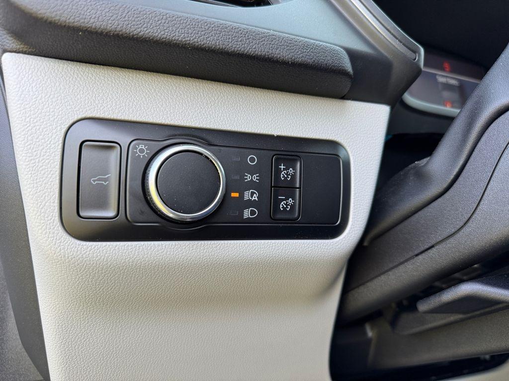 new 2025 Ford Escape car, priced at $28,427
