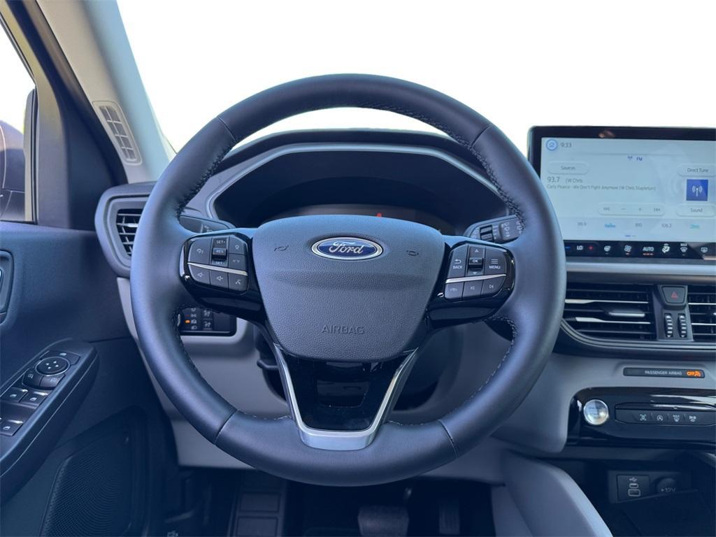 new 2025 Ford Escape car, priced at $28,427