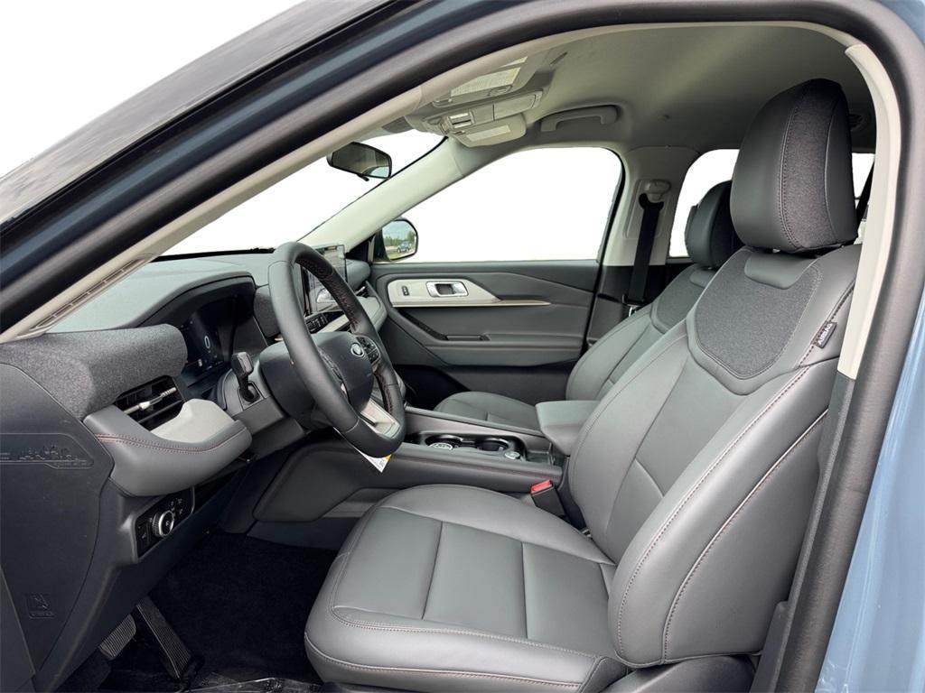 new 2025 Ford Explorer car, priced at $43,436