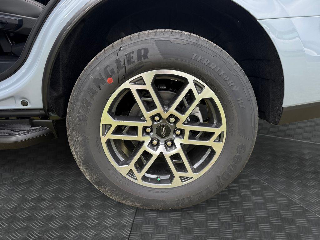 new 2025 Ford Expedition car, priced at $71,285