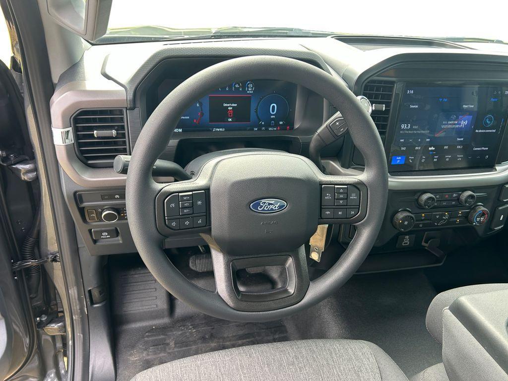 new 2025 Ford F-150 car, priced at $46,020