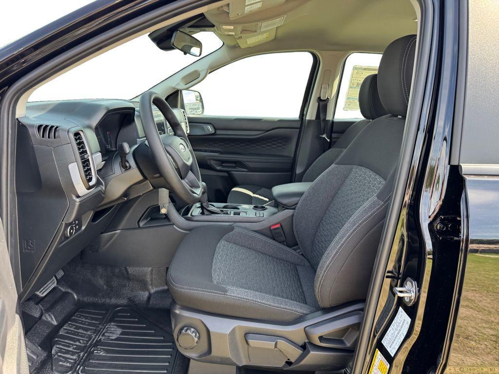 new 2025 Ford Ranger car, priced at $35,062