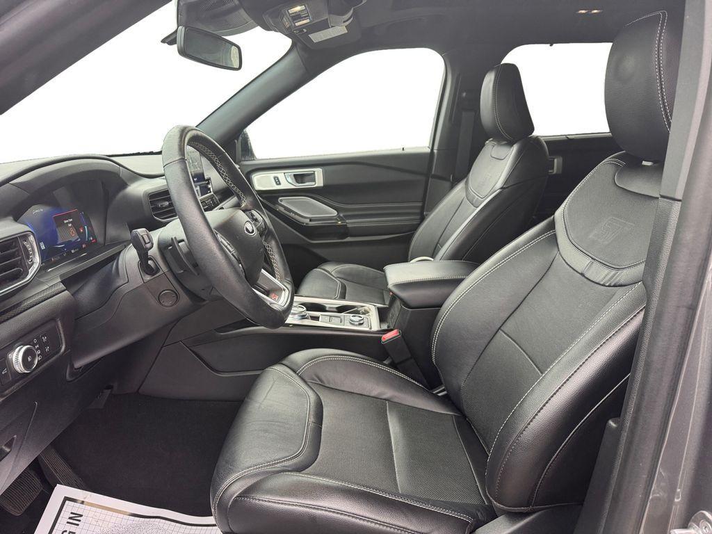 used 2022 Ford Explorer car, priced at $43,987