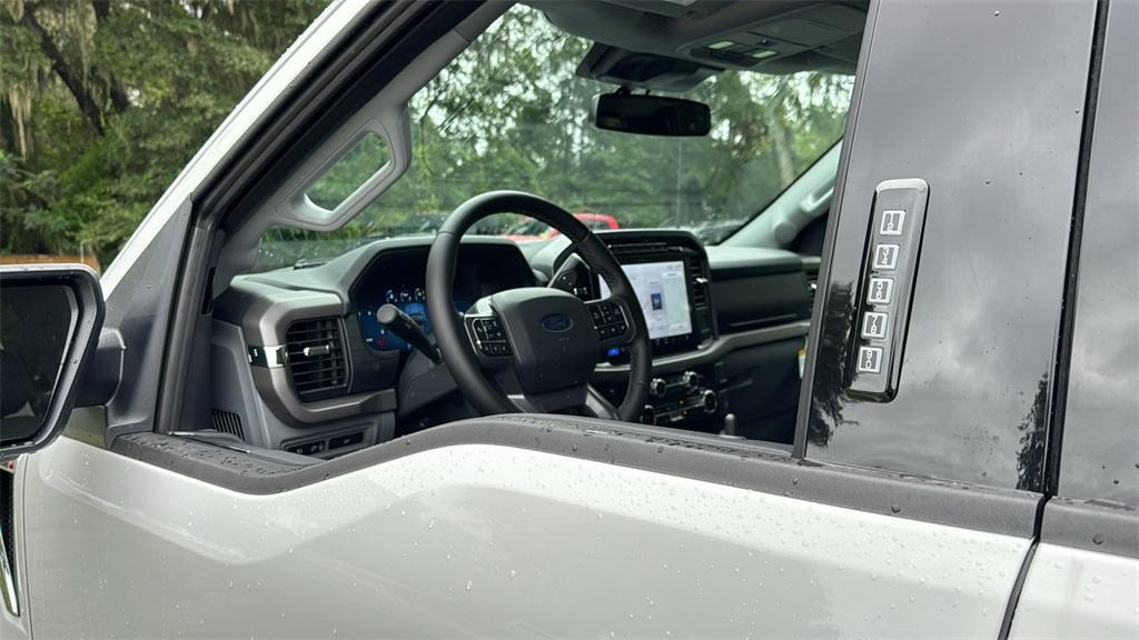 new 2024 Ford F-150 car, priced at $62,811