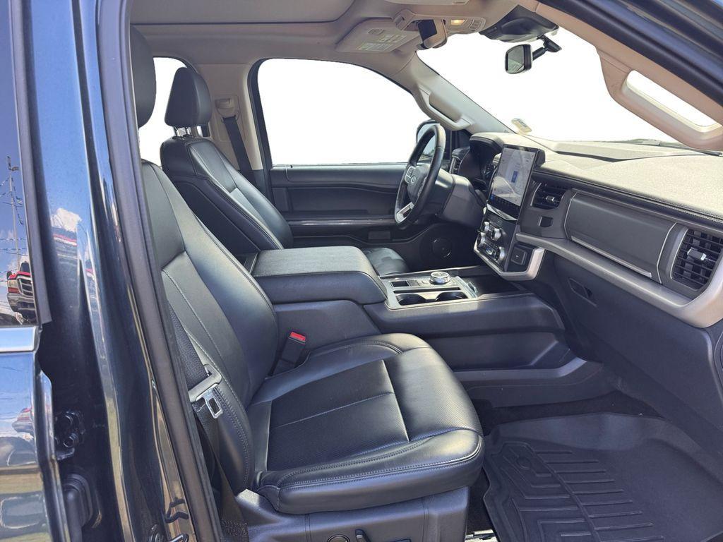 used 2022 Ford Expedition car, priced at $41,787