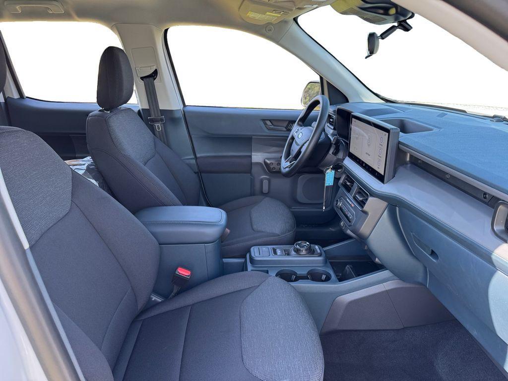 new 2025 Ford Maverick car, priced at $30,054