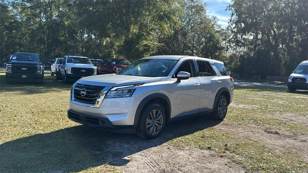 used 2022 Nissan Pathfinder car, priced at $23,155