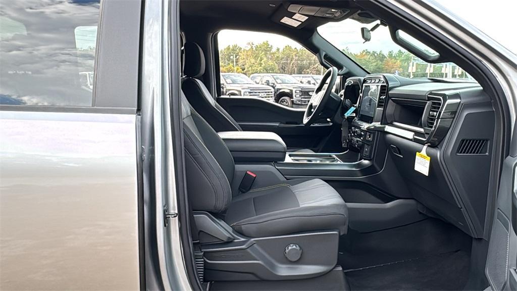 new 2024 Ford F-150 car, priced at $49,359