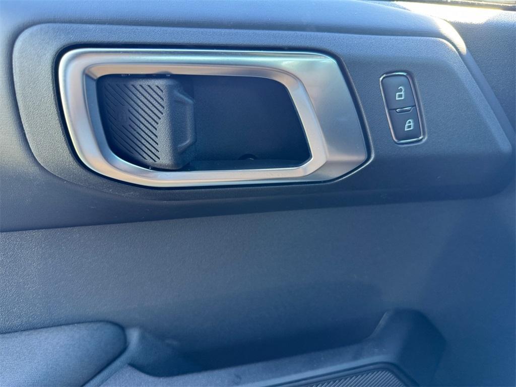 new 2025 Ford Bronco car, priced at $59,705