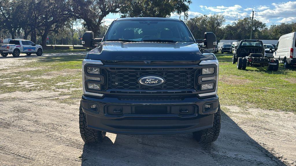 new 2025 Ford F-250 car, priced at $67,962