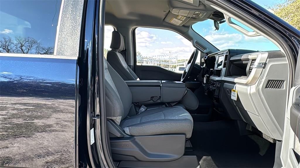 new 2025 Ford F-250 car, priced at $68,961