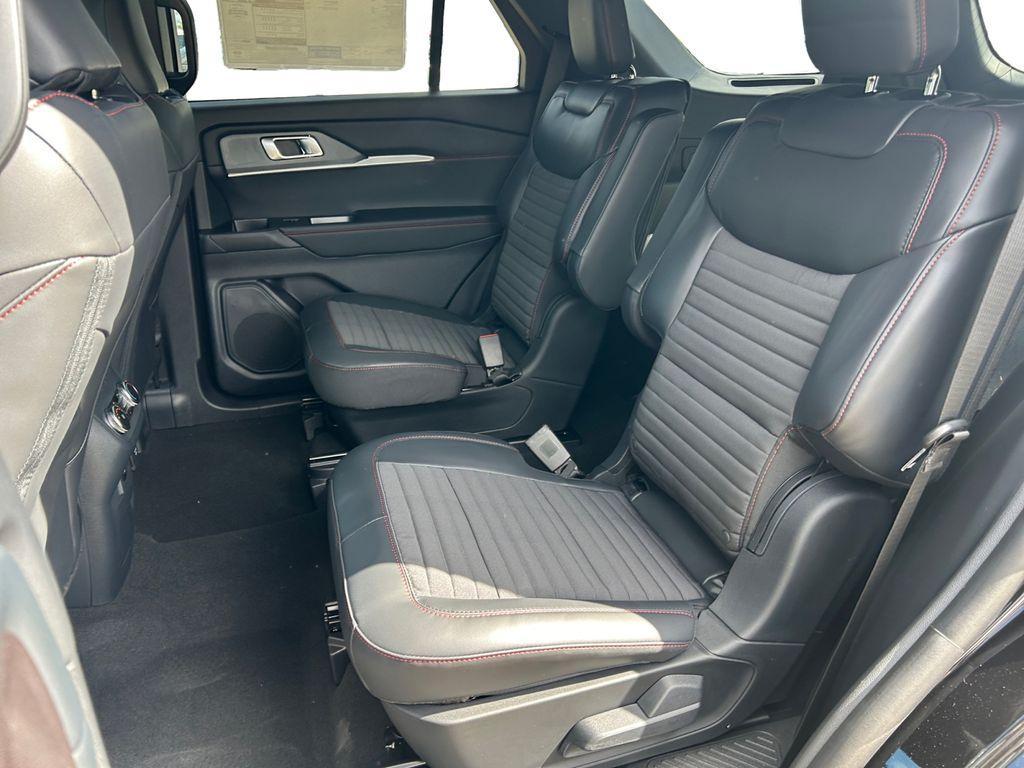 new 2025 Ford Explorer car, priced at $49,875