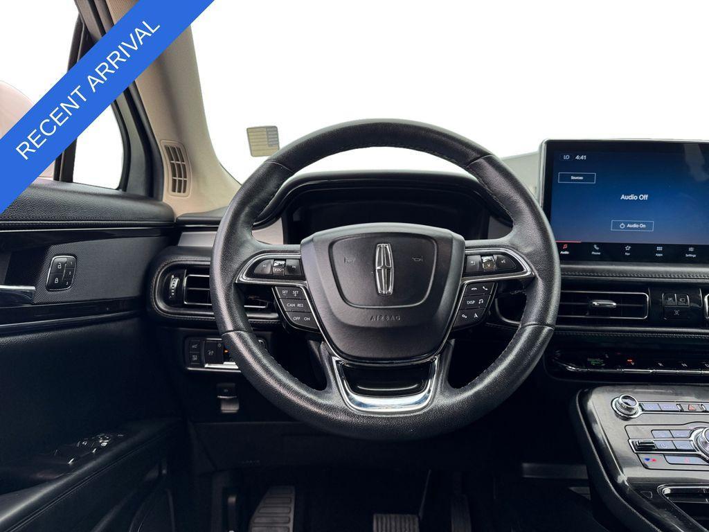 used 2022 Lincoln Nautilus car, priced at $29,877
