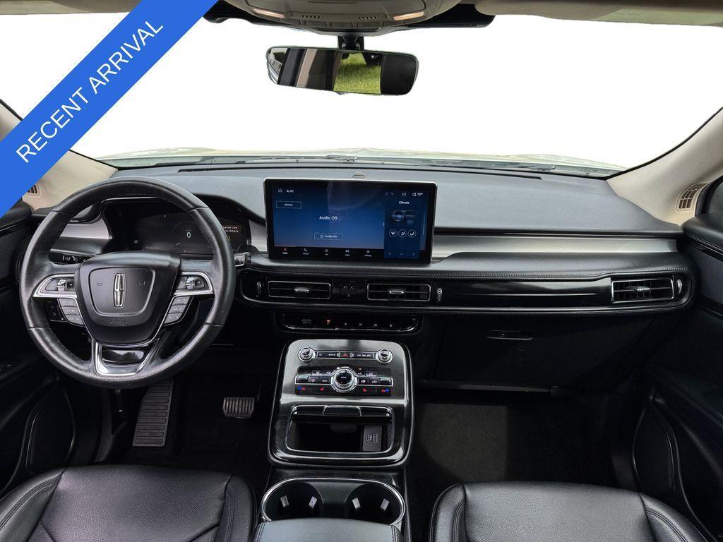 used 2022 Lincoln Nautilus car, priced at $29,877