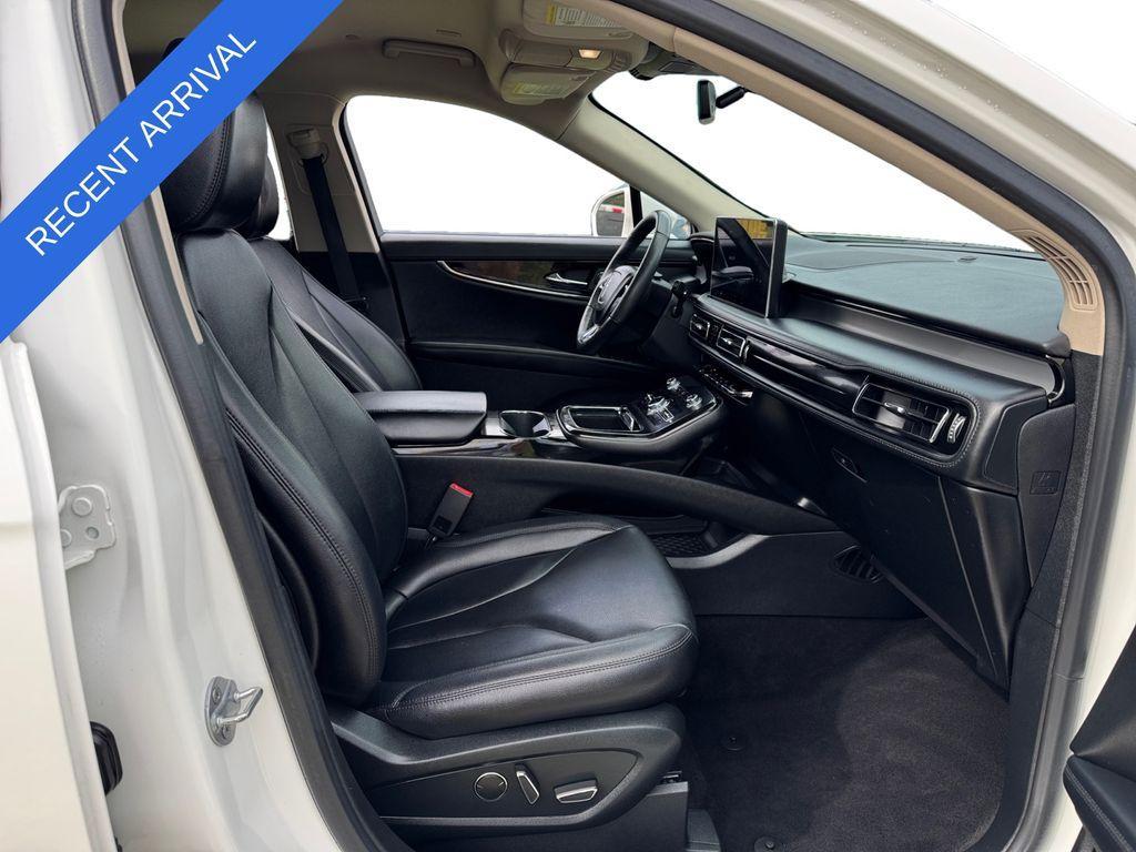 used 2022 Lincoln Nautilus car, priced at $29,877