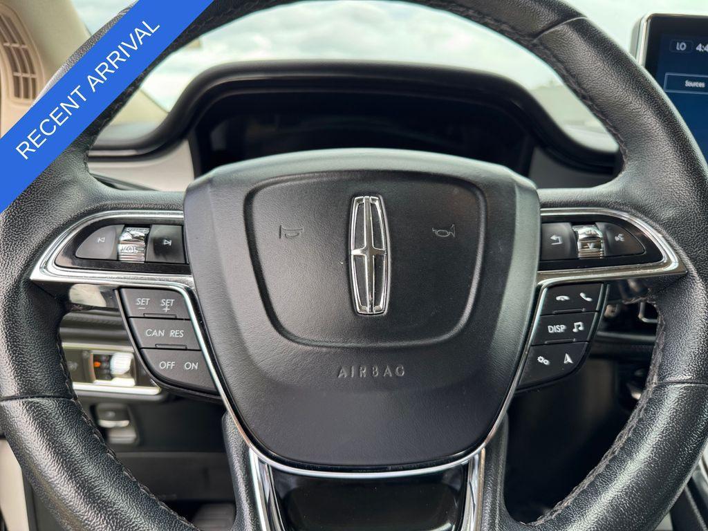 used 2022 Lincoln Nautilus car, priced at $29,877