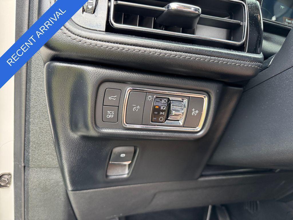 used 2022 Lincoln Nautilus car, priced at $29,877