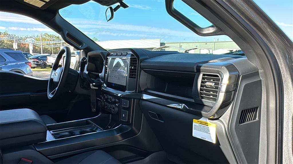 new 2024 Ford F-150 car, priced at $49,801