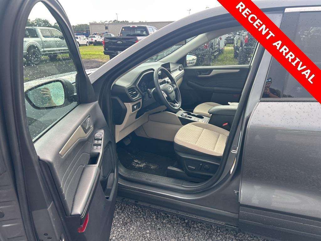 used 2022 Ford Escape car, priced at $20,385