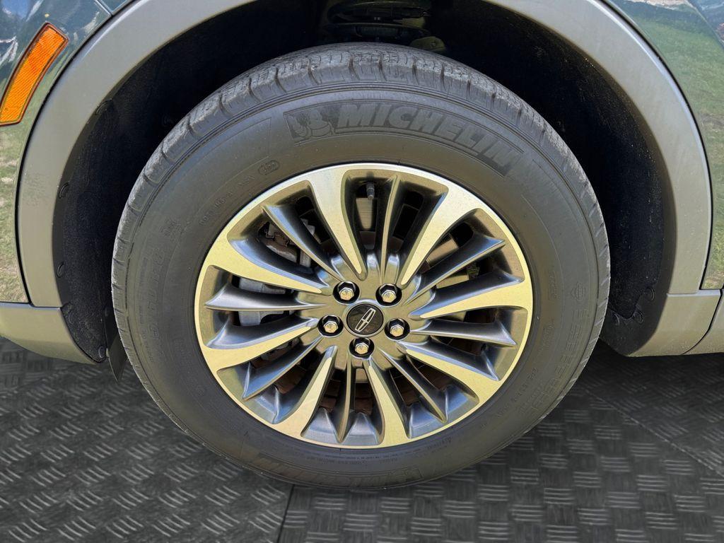 used 2022 Lincoln Nautilus car, priced at $28,955