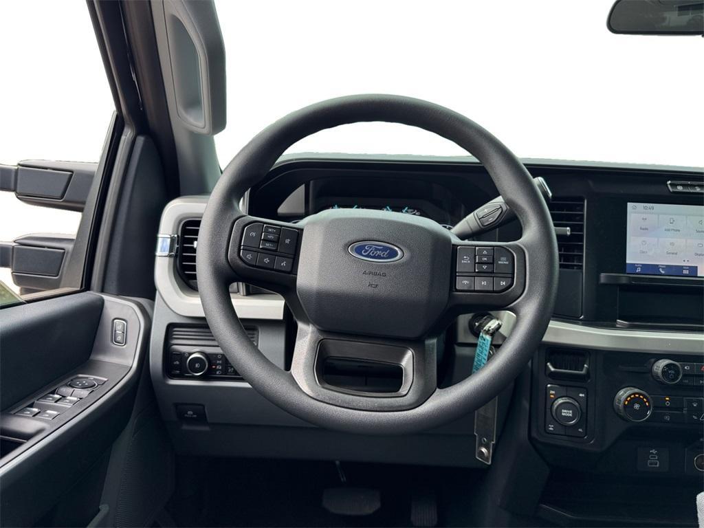 new 2025 Ford F-250 car, priced at $71,197
