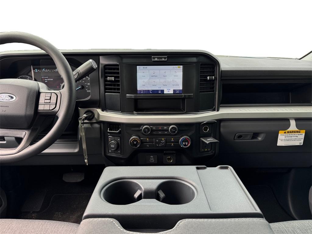new 2025 Ford F-250 car, priced at $71,197