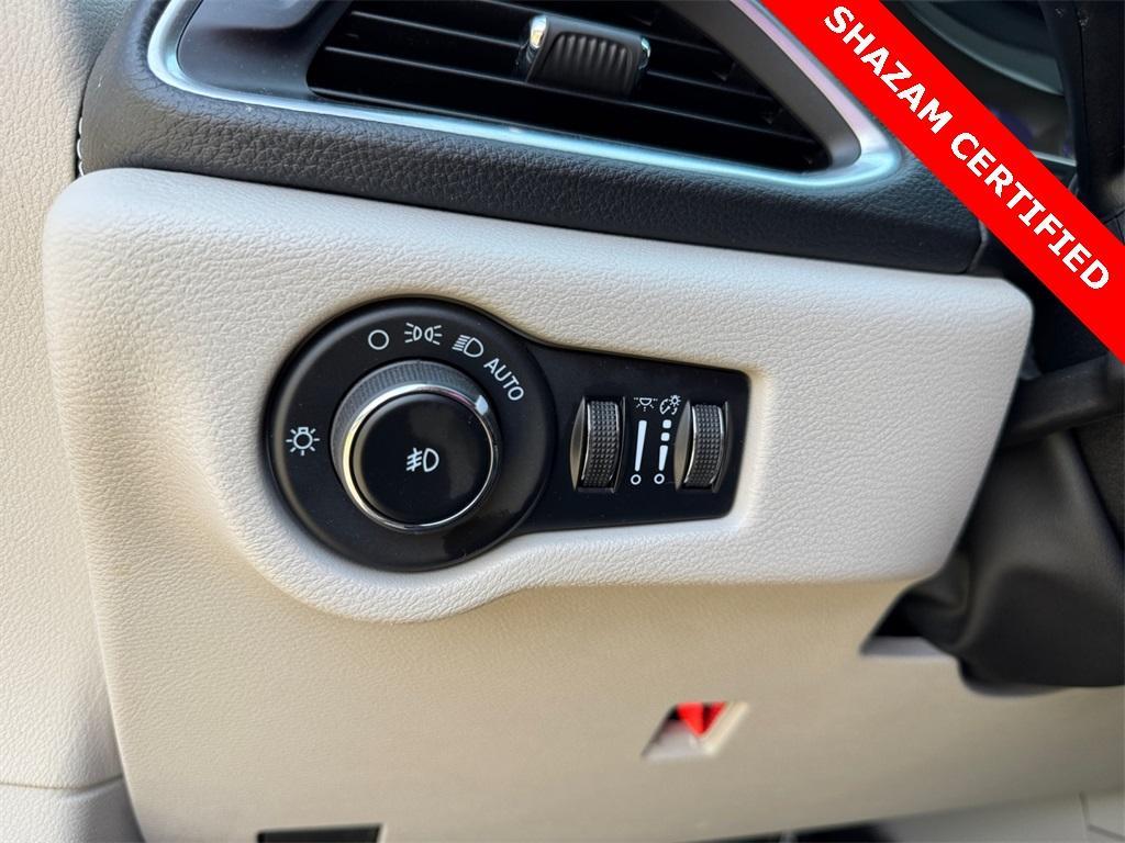 used 2023 Chrysler Pacifica car, priced at $27,721