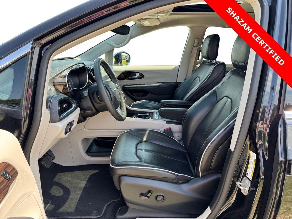 used 2023 Chrysler Pacifica car, priced at $26,969
