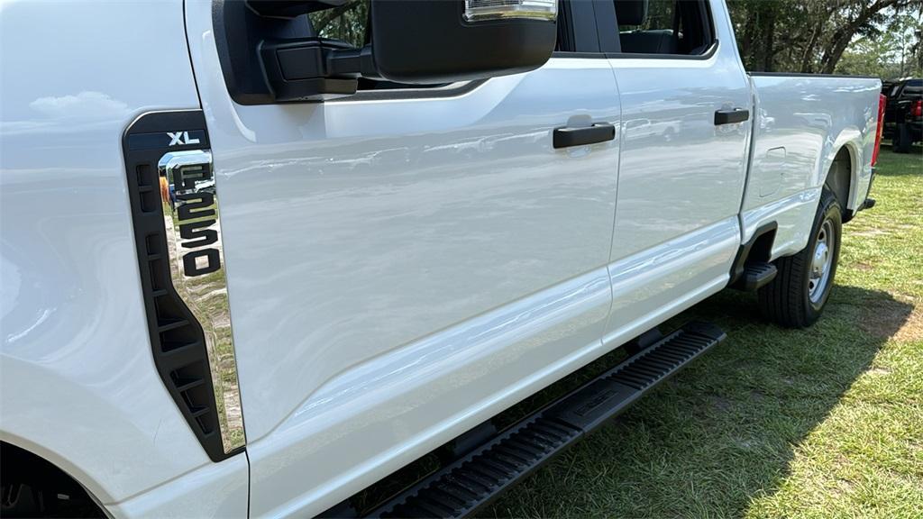 new 2024 Ford F-250 car, priced at $50,817