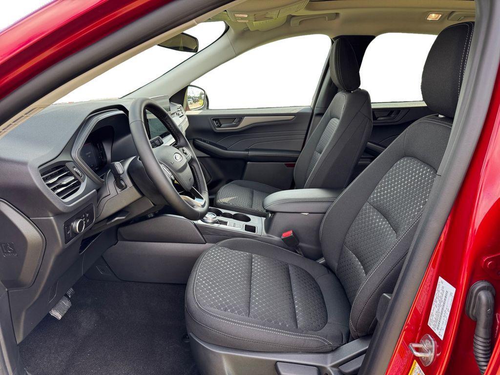 new 2025 Ford Escape car, priced at $34,193