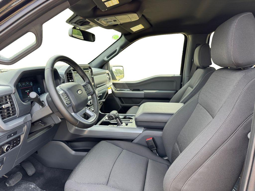 new 2025 Ford F-150 car, priced at $55,671