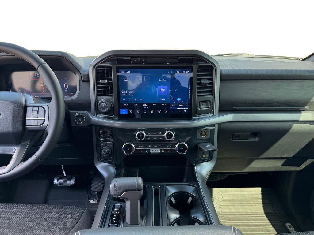 new 2025 Ford F-150 car, priced at $62,197