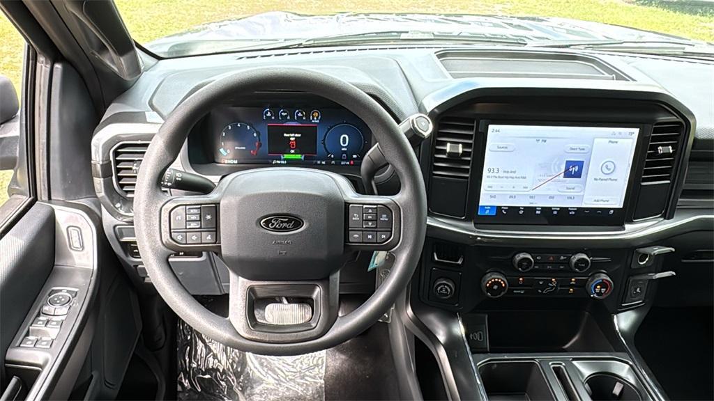 new 2025 Ford F-150 car, priced at $55,040