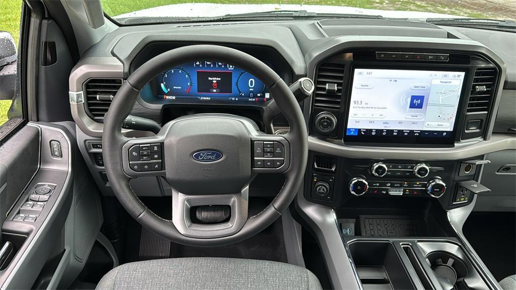 new 2024 Ford F-150 car, priced at $61,695