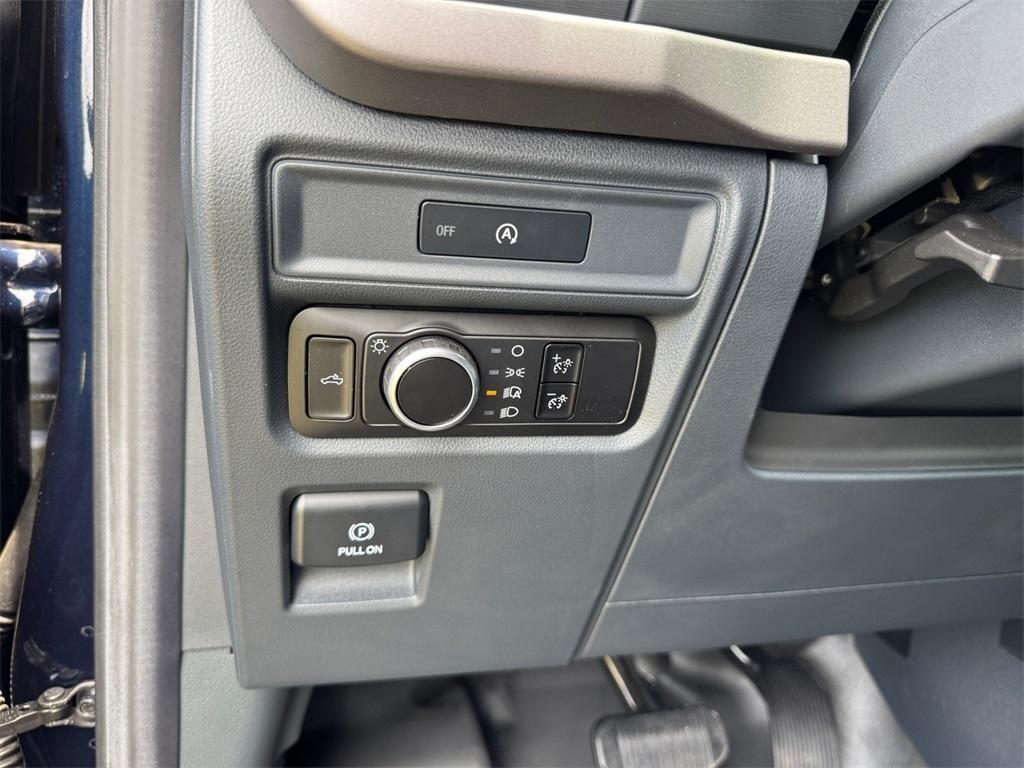 new 2025 Ford F-150 car, priced at $49,018