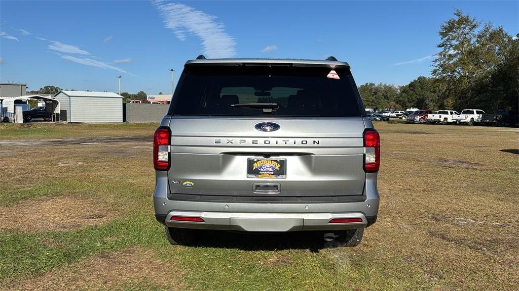 new 2024 Ford Expedition car, priced at $65,907