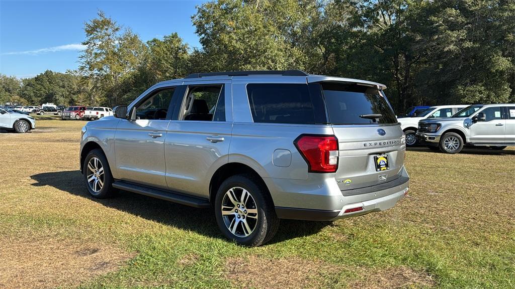 new 2024 Ford Expedition car, priced at $65,907