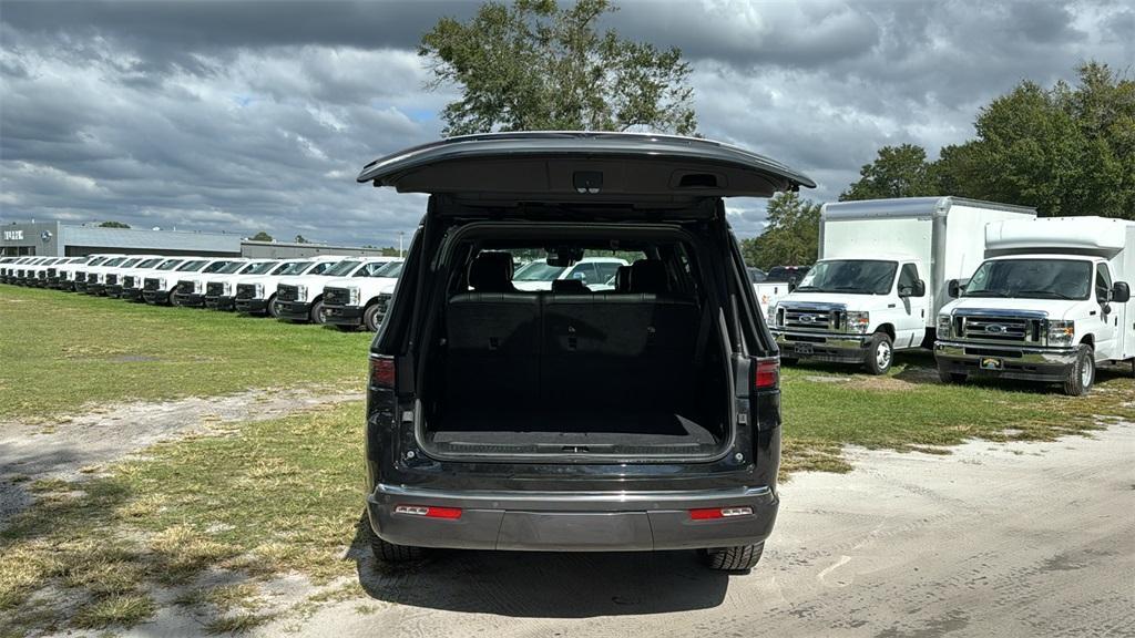 used 2022 Jeep Wagoneer car, priced at $42,577