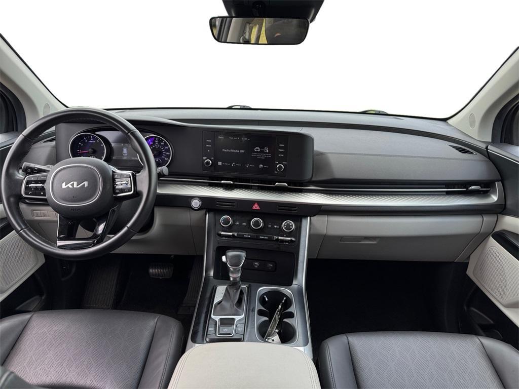 used 2024 Kia Carnival car, priced at $33,735