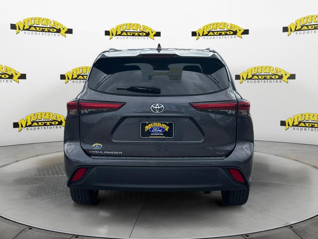 used 2023 Toyota Highlander car, priced at $32,753