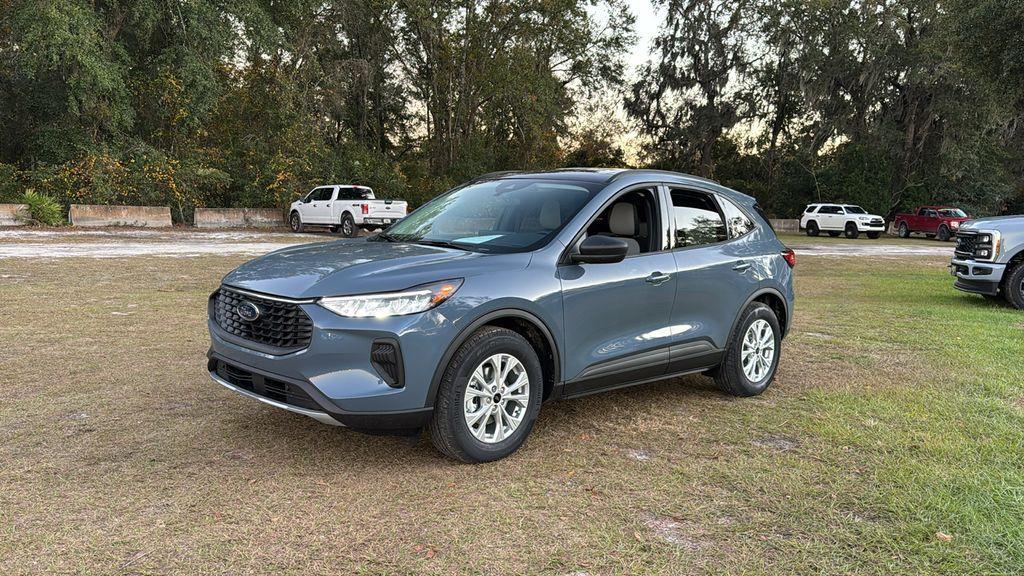 new 2025 Ford Escape car, priced at $29,888