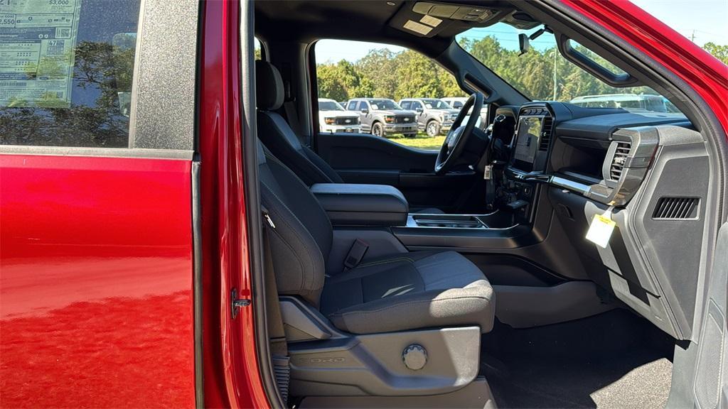 new 2024 Ford F-150 car, priced at $49,732