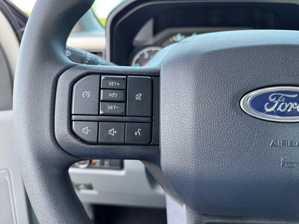 new 2025 Ford F-250 car, priced at $71,579