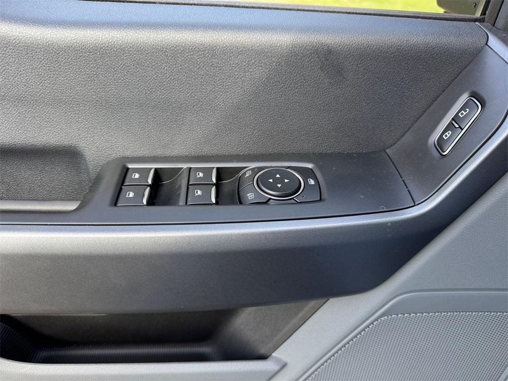new 2025 Ford F-250 car, priced at $74,810