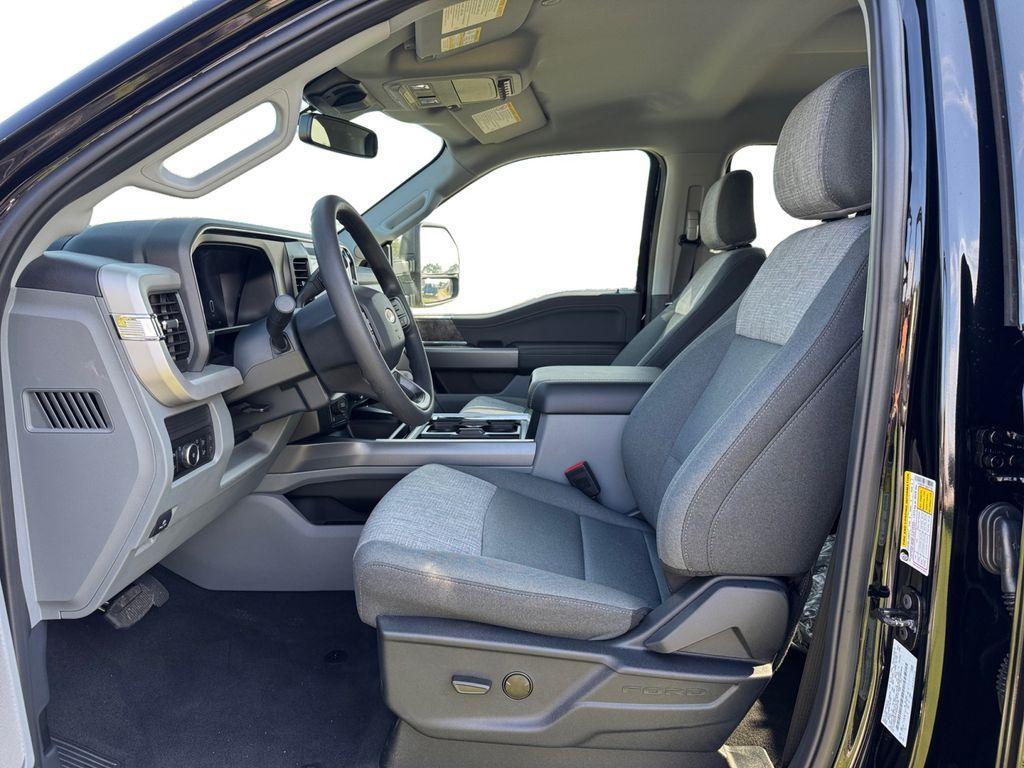 new 2025 Ford F-250 car, priced at $74,685