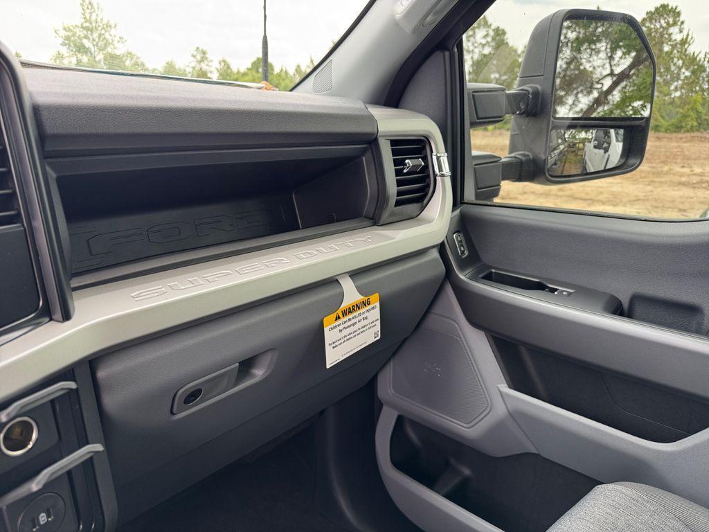 new 2025 Ford F-250 car, priced at $59,499