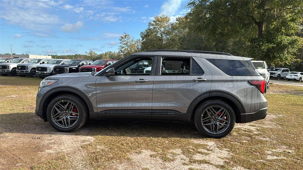 new 2025 Ford Explorer car, priced at $54,257