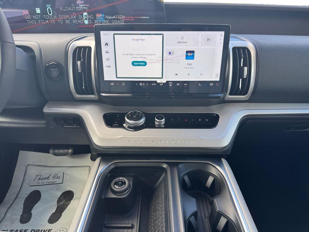 new 2025 Ford Expedition car, priced at $69,345