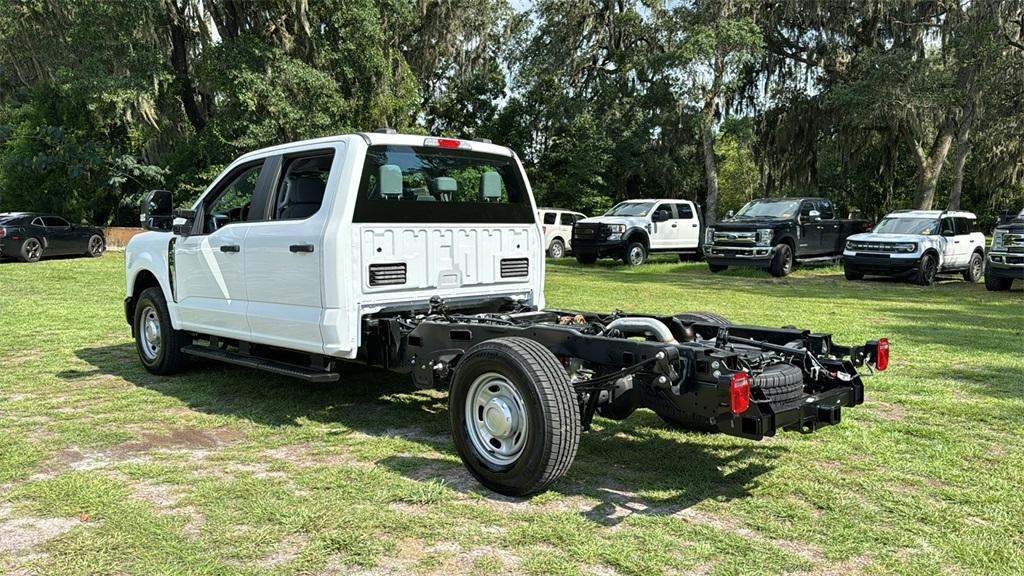 new 2024 Ford F-250 car, priced at $45,764