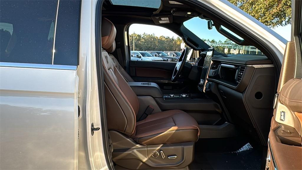 new 2024 Ford Expedition car, priced at $81,511